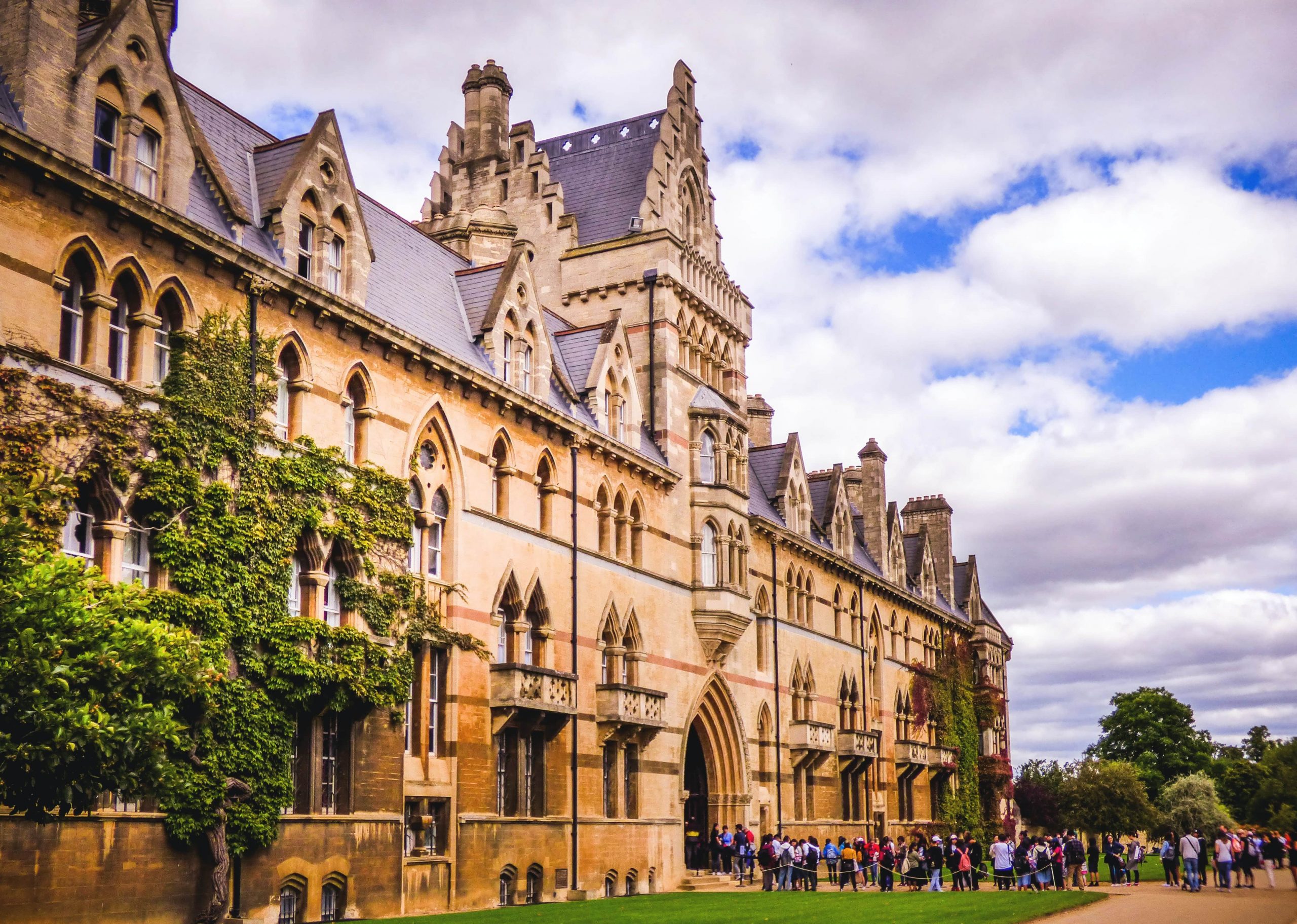Reach Oxford Scholarship