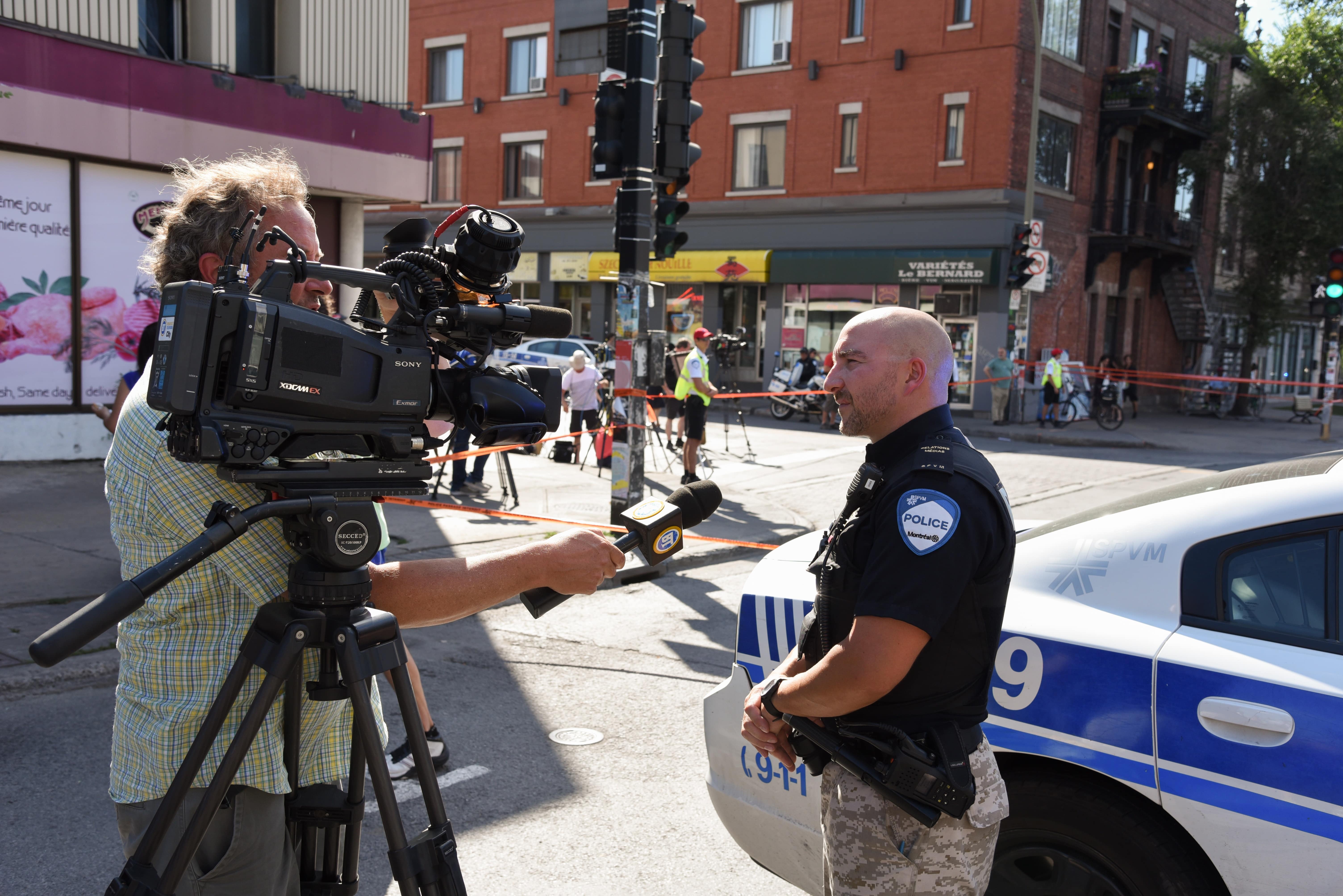 A Guide To Media: Journalism Vs Mass Communication - UniScholars