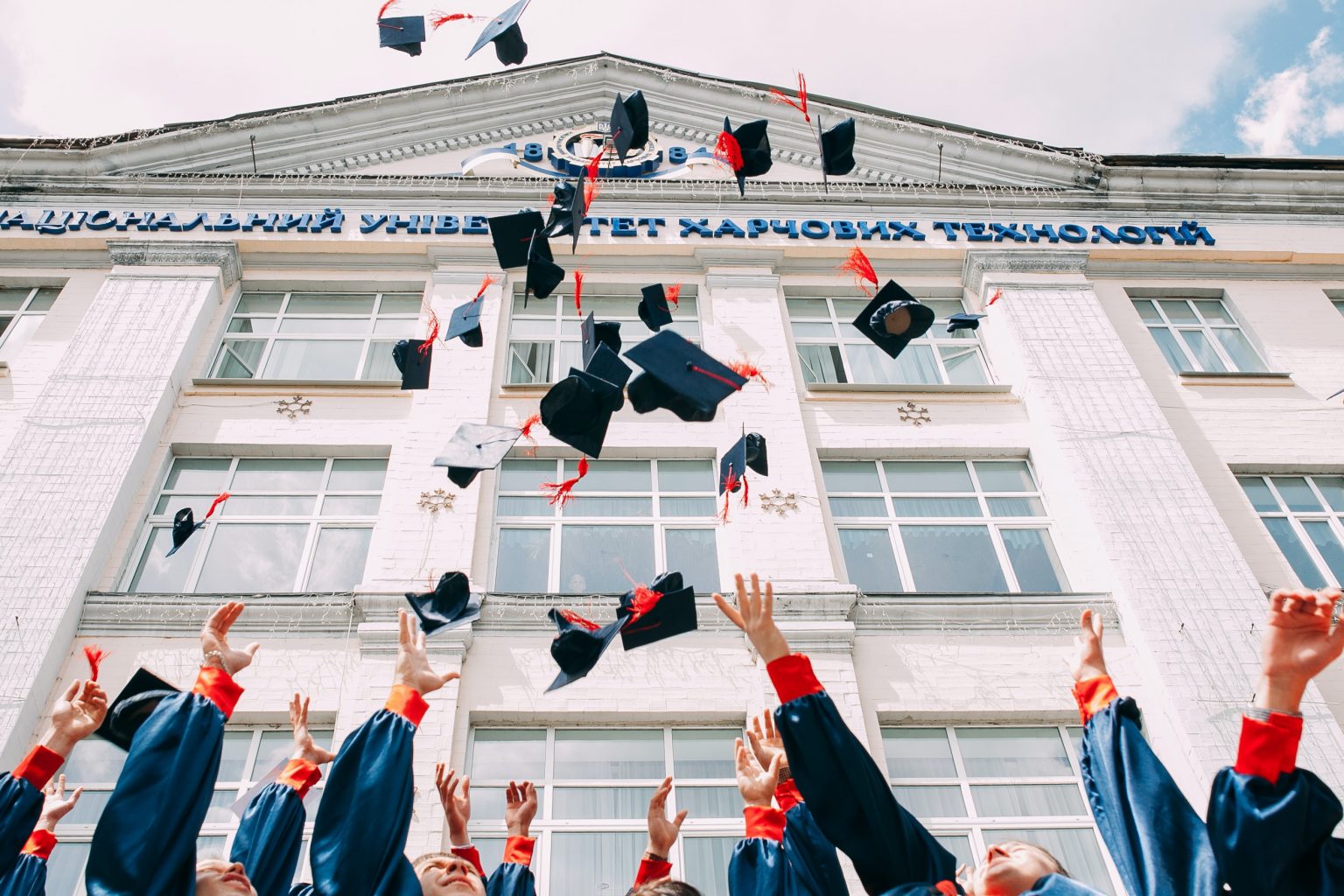 University Of Connecticut Acceptance Rate And More - unischolars blog